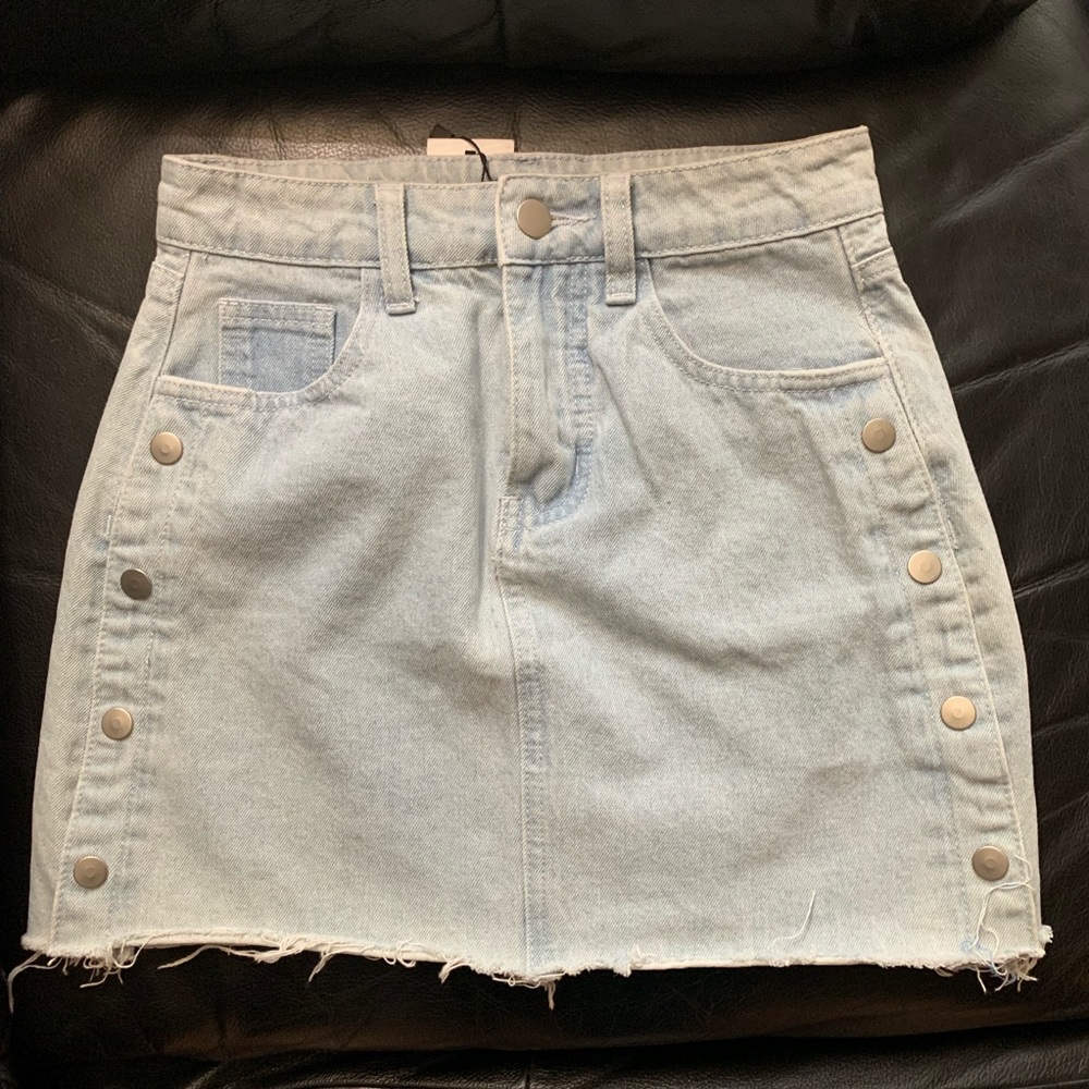 Boohoo denim skirt